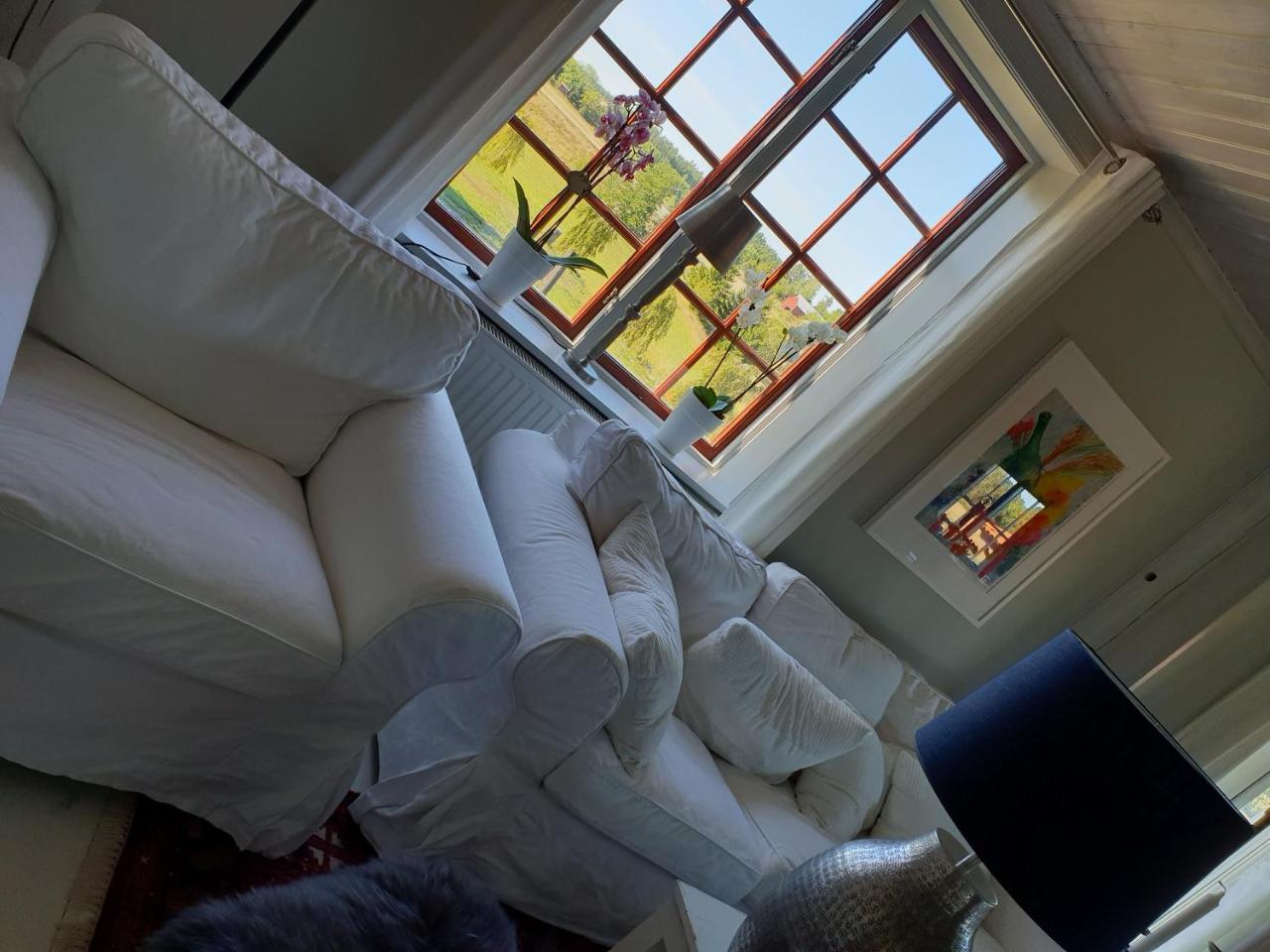 Aaengens Bed O Breakfast Bed & Breakfast Soderkoping Exterior photo