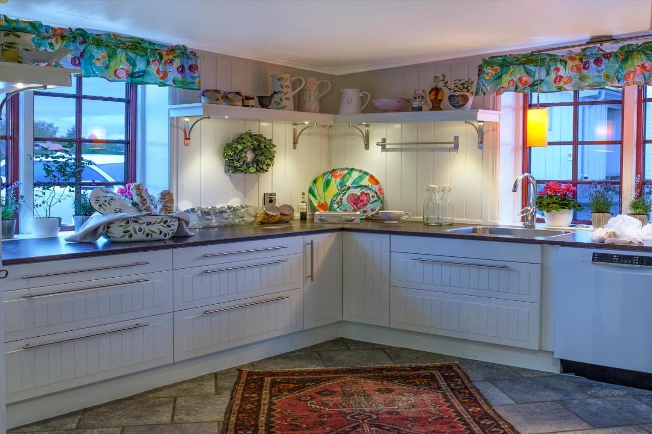 Aaengens Bed O Breakfast Bed & Breakfast Soderkoping Exterior photo