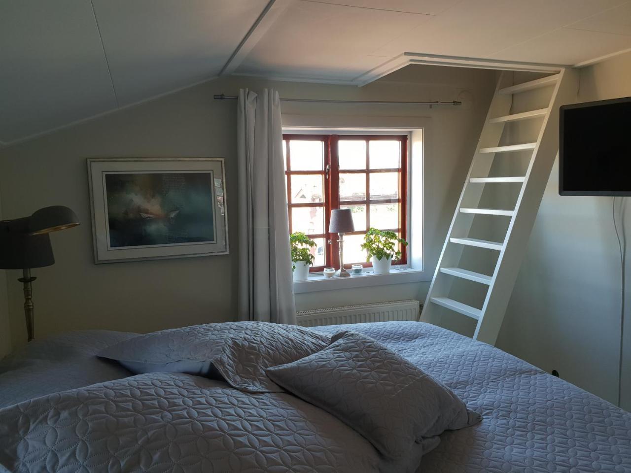 Aaengens Bed O Breakfast Bed & Breakfast Soderkoping Exterior photo