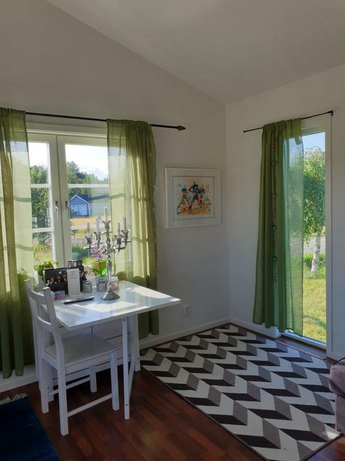 Aaengens Bed O Breakfast Bed & Breakfast Soderkoping Exterior photo